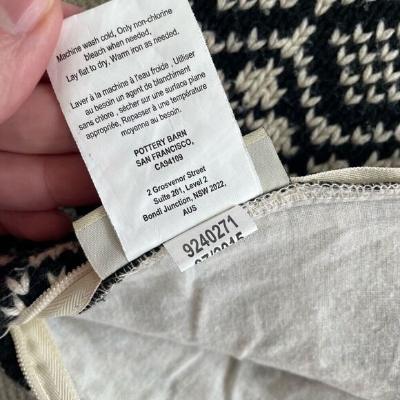 Pottery Barn Lexington Fair Isle Sweater Knit Square Pillow Cover Black Red - Picture 9 of 9